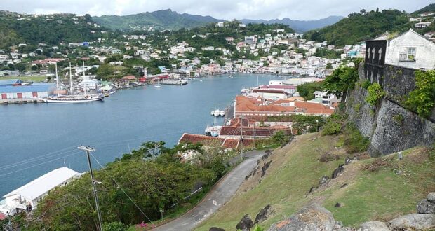 Гренада прекратит принимать заявки на получение гражданства за инвестиции от россиян