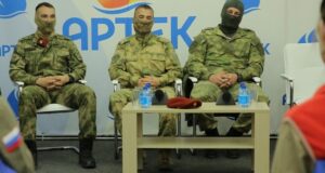 Артековцы-встретились-с-воинами-—-участниками-СВО