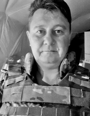 В Севастополе проводили в последний путь героя-добровольца